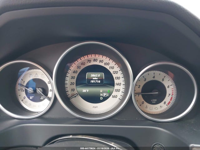2014 Mercedes-benz E 350 4matic მანქანა იყიდება აუქციონზე, vin: WDDHF8JB4EB064141, აუქციონის ნომერი: 44179624