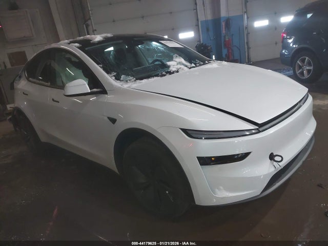 2026 TESLA MODEL Y 7SAYGDEE0TA488690 Photo 0