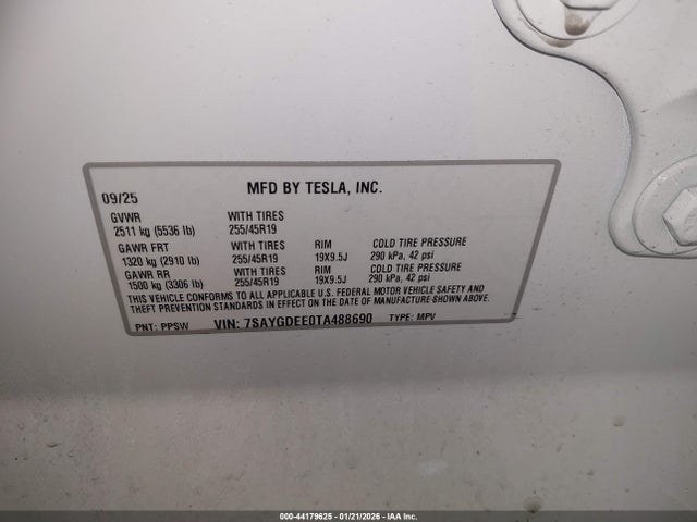 2026 TESLA MODEL Y 7SAYGDEE0TA488690 Photo 8