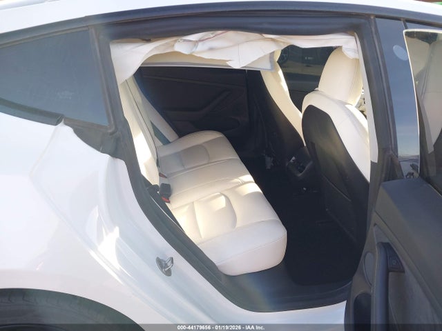 Aukcja sprzedaży 2021 Tesla Model 3 Long Range Dual Motor All-wheel Drive, vin: 5YJ3E1EB7MF062713, numer aukcji: 44179656