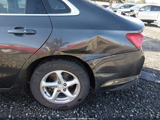 1G1ZB5ST5HF209614 Chevrolet MALIBU LS