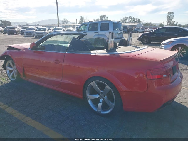 2014 AUDI RS 5 WUAC6AFH2EN901060 Photo 2