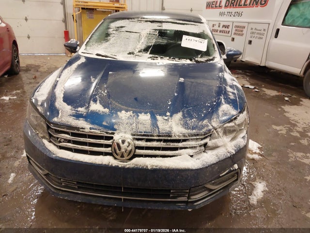 44179707 :رقم المزاد ، 1VWAT7A32GC014890 vin ، 2016 Volkswagen Passat 1.8t S مزاد بيع
