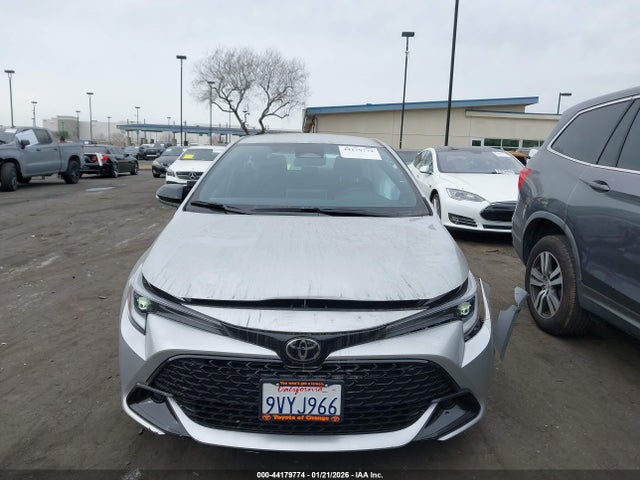 JTND4MBE6T3254977 Toyota COROLLA SE