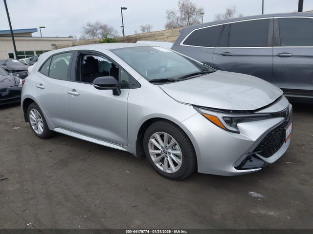 JTND4MBE6T3254977 Toyota COROLLA SE
