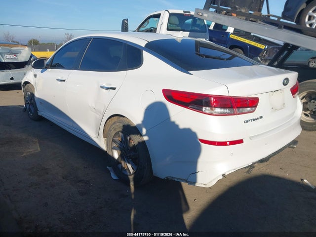 5XXGT4L31LG411753 KIA Optima Lx