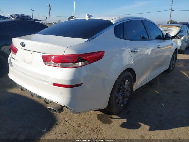 5XXGT4L31LG411753 KIA Optima Lx