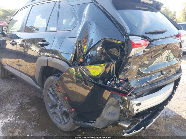 2T3J1RFV4NW275110 Toyota Rav4 Adventure