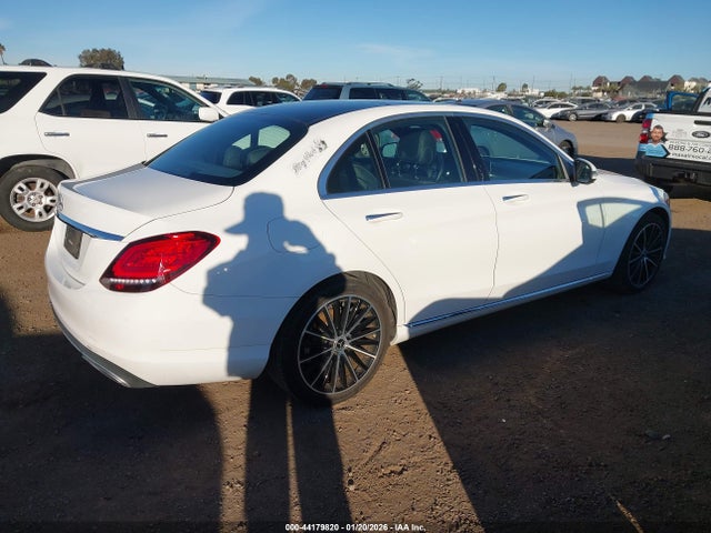 W1KWF8DB2LR572616 Mercedes-Benz C 300