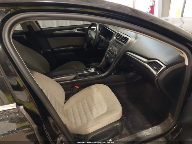 3FA6P0G74HR117378 Ford FUSION S