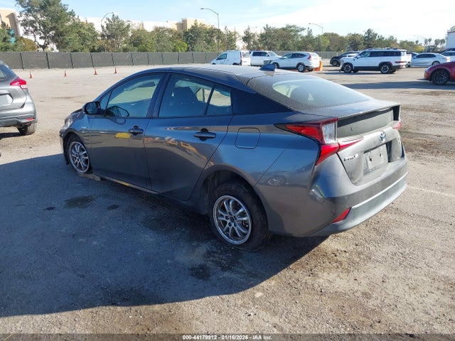 JTDKAMFU6M3153168 Toyota Prius L Eco