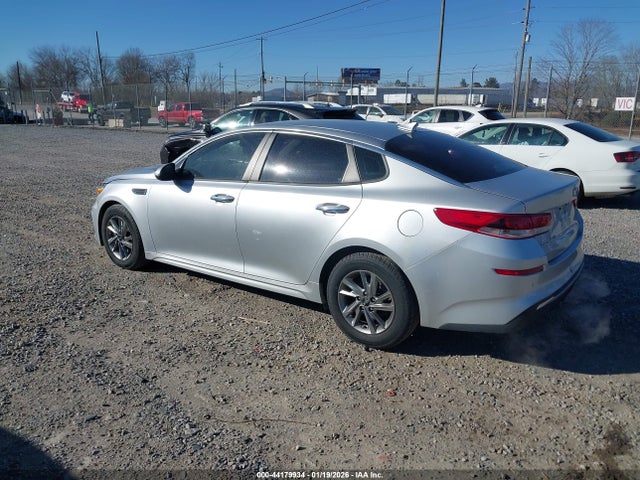 2019 KIA OPTIMA 5XXGT4L35KG291924 Photo 2