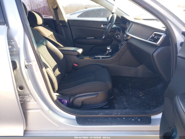 2019 KIA OPTIMA 5XXGT4L35KG291924 Photo 4