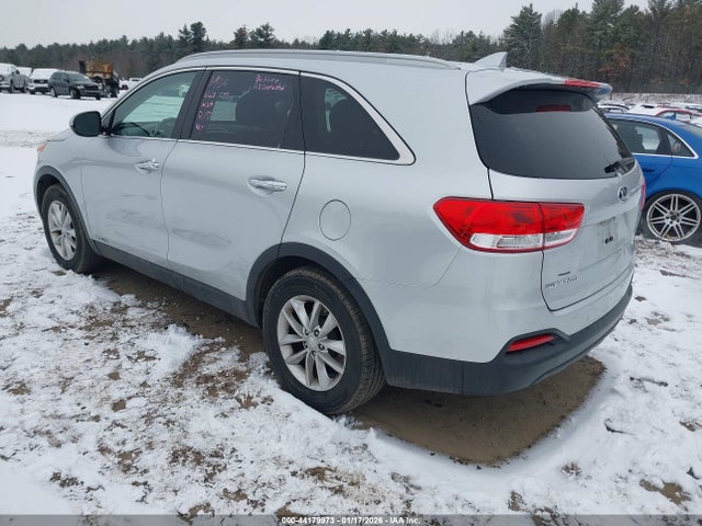 5XYPGDA50JG418338 KIA Sorento 3.3l Lx