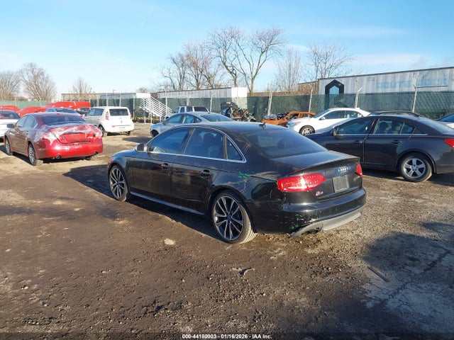2012 AUDI S4 WAUBGAFL6CA101230 Photo 2