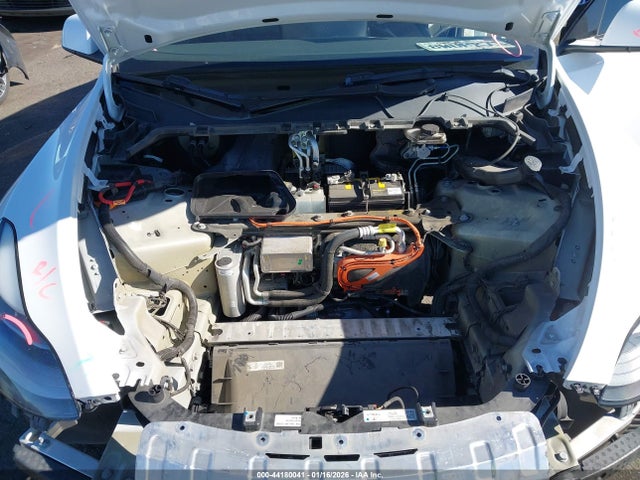 Auction sale of the 2021 Tesla Model Y Performance Dual Motor All-wheel Drive, vin: 5YJYGDEF8MF197557, lot number: 44180041
