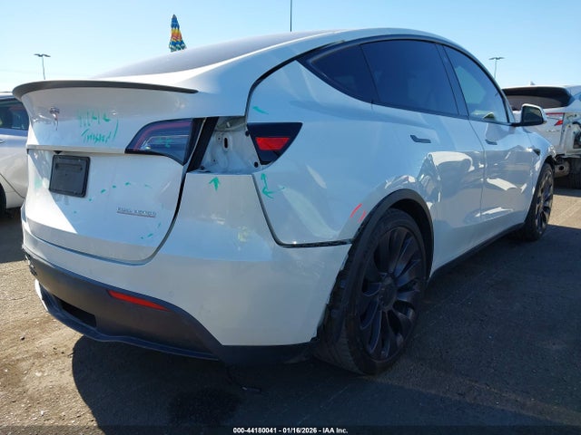 Auction sale of the 2021 Tesla Model Y Performance Dual Motor All-wheel Drive, vin: 5YJYGDEF8MF197557, lot number: 44180041