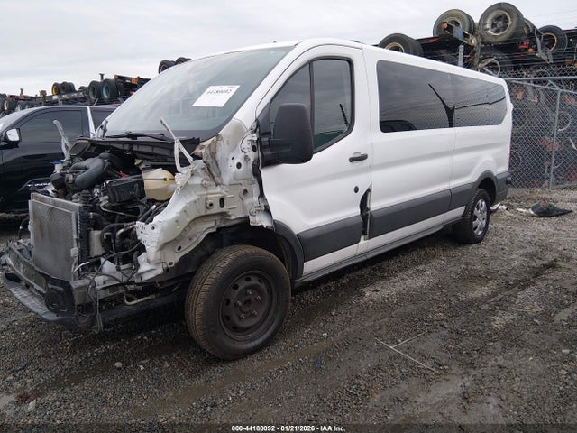1FBZX2ZMXFKB27859 Ford Transit-350 Xlt