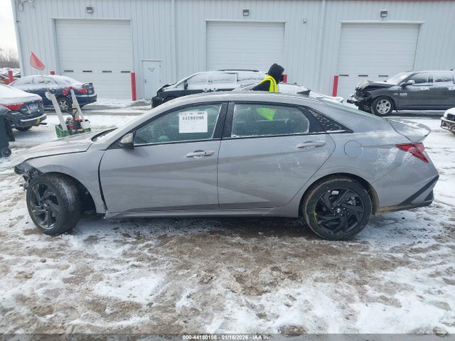 44180108 :رقم المزاد ، KMHLM4DG5TU110549 vin ، 2026 Hyundai Elantra Sel Sport مزاد بيع