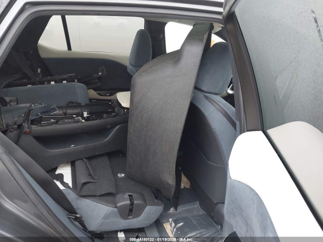 2023 LEXUS RZ 450E JTJAAAAB8PA010977 Photo 7