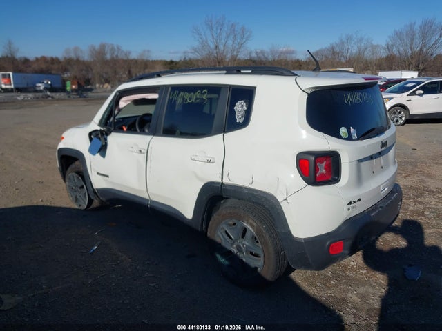 44180133 :رقم المزاد ، ZACCJBAB9JPH38820 vin ، 2018 Jeep Renegade Upland Edition 4x4 مزاد بيع