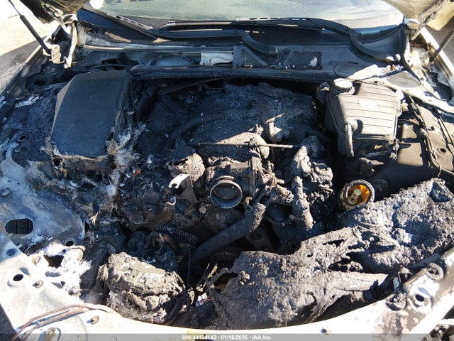 2012 JAGUAR XF SAJWA0FB8CLS25030 Photo 9