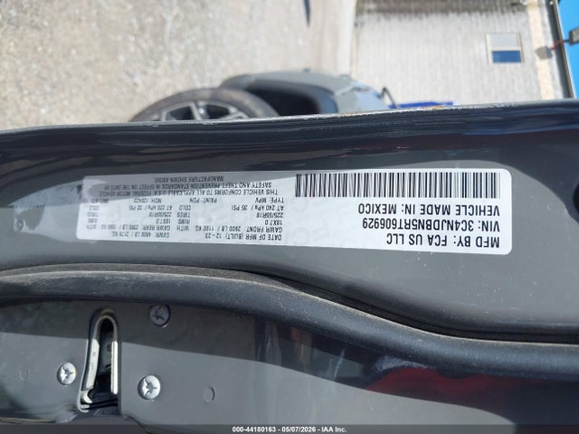 Продажа на аукционе авто 2024 Jeep Compass Latitude 4x4, vin: 3C4NJDBN5RT606929, номер лота: 44180163