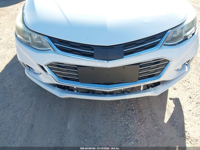 1G1BC5SM5H7223983 Chevrolet Cruze Ls Auto