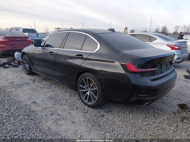 2020 BMW 330I 3MW5R7J09L8B17375 Photo 2
