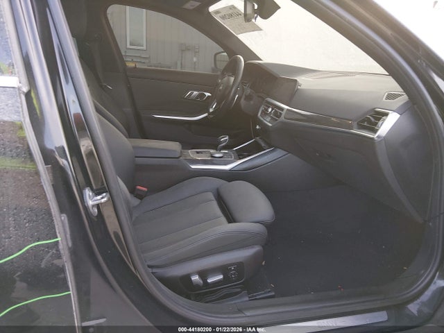 2020 BMW 330I 3MW5R7J09L8B17375 Photo 4