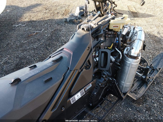 Ski-Doo Summit X 2023 2BPSTSPB2PV000012 Image 5