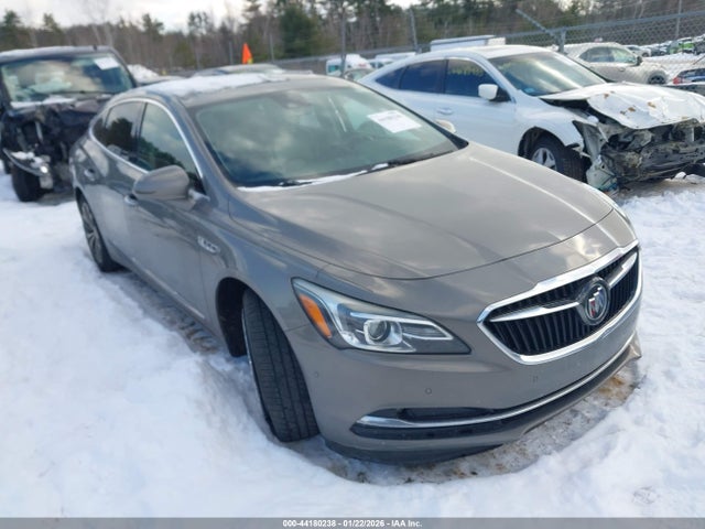 1G4ZS5SS5HU188219 Buick Lacrosse Premium