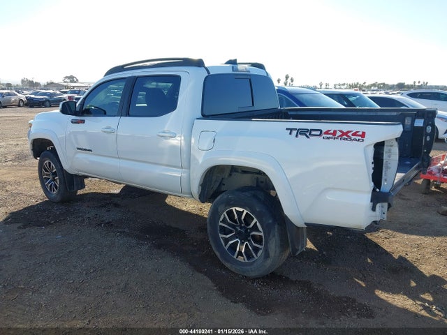 3TMCZ5AN4MM449260 Toyota Tacoma Sr5 V6