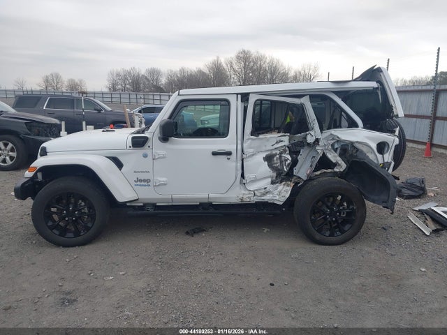Продаж на аукціоні авто 2021 Jeep Wrangler 4xe Unlimited Sahara 4x4, vin: 1C4JJXP65MW747942, номер лоту: 44180253