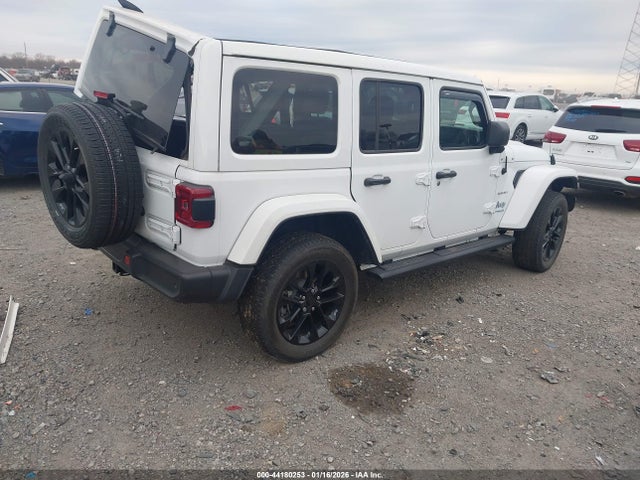 Продаж на аукціоні авто 2021 Jeep Wrangler 4xe Unlimited Sahara 4x4, vin: 1C4JJXP65MW747942, номер лоту: 44180253