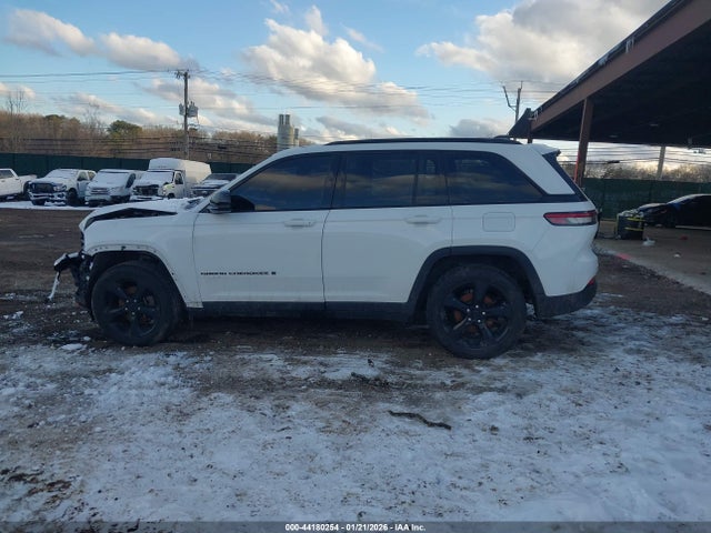 Продажа на аукционе авто 2023 Jeep Grand Cherokee Limited 4x4, vin: 1C4RJHBG1PC501176, номер лота: 44180254
