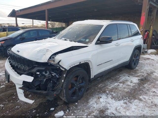 Продажа на аукционе авто 2023 Jeep Grand Cherokee Limited 4x4, vin: 1C4RJHBG1PC501176, номер лота: 44180254