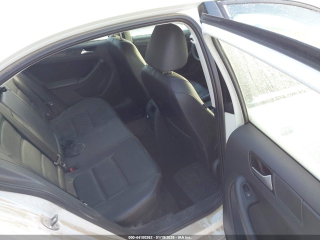 44180262 :رقم المزاد ، 3VWD17AJ6EM297422 vin ، 2014 Volkswagen Jetta 1.8t Se مزاد بيع