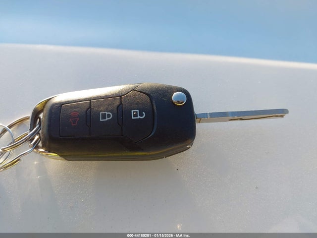 3FTTW8E33PRA90994 Ford Maverick Xlt