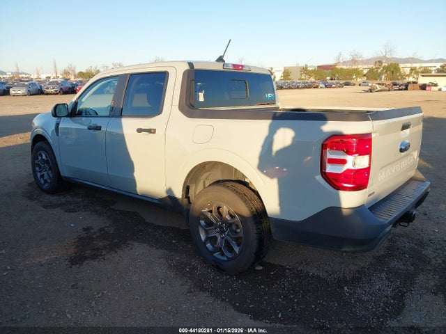 3FTTW8E33PRA90994 Ford Maverick Xlt