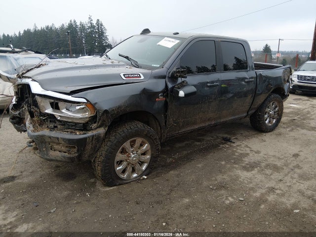 3C6UR5DL7NG109252 RAM 2500 Big Horn 4x4 6&#039;4 Box
