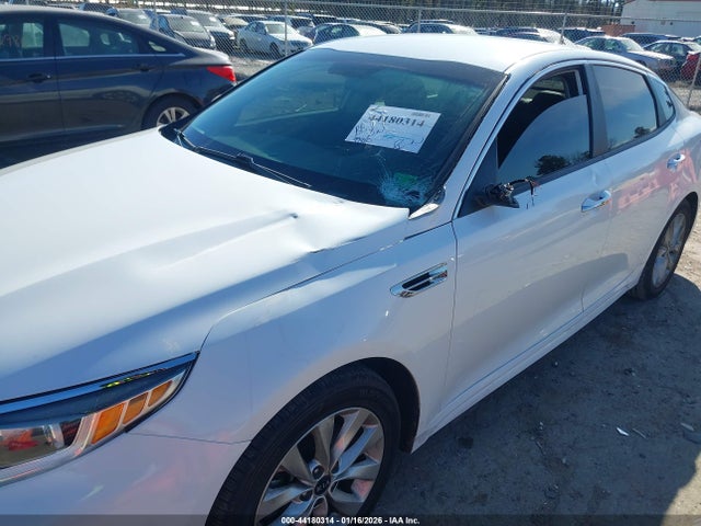 5XXGT4L32JG215186 KIA Optima S