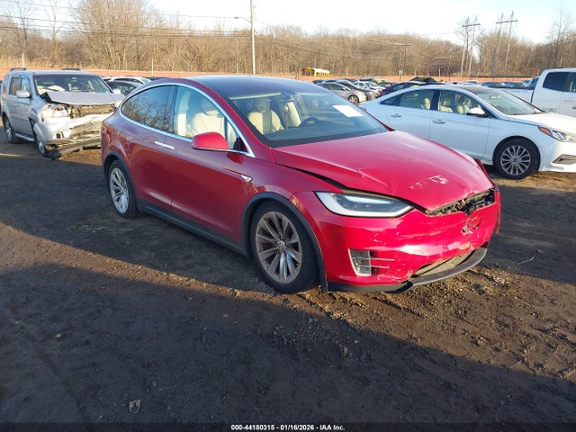 2016 TESLA MODEL X 5YJXCAE25GF019497 Photo 0