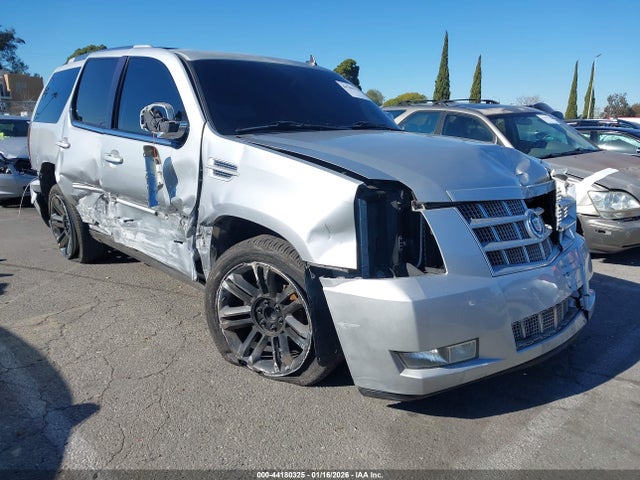 2013 CADILLAC ESCALADE 1GYS3CEF4DR189570
