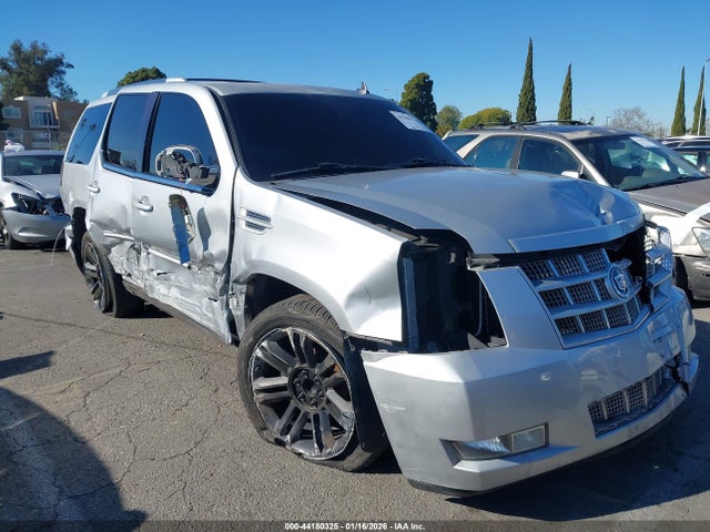 2013 CADILLAC ESCALADE 1GYS3CEF4DR189570 Photo 5
