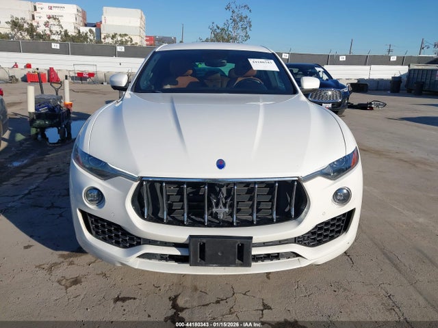 ZN661XUA7KX322663 Maserati Levante