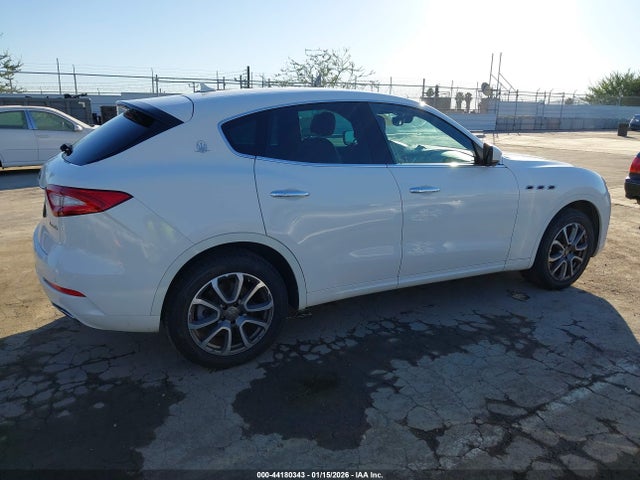 ZN661XUA7KX322663 Maserati Levante