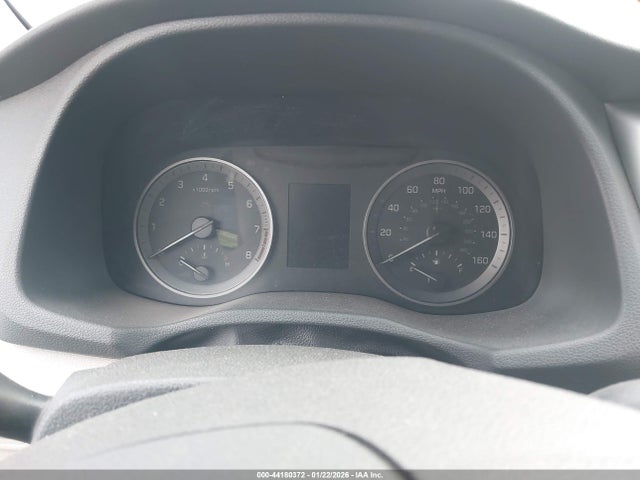 KM8J23A45HU423724 Hyundai TUCSON SE