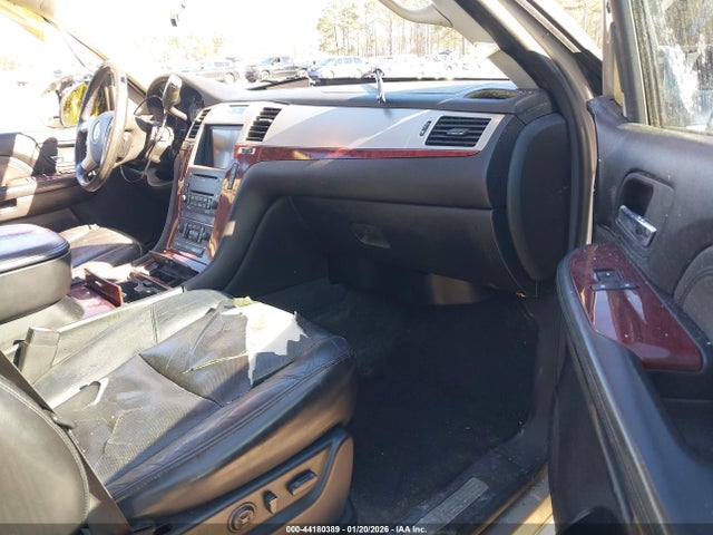 Продаж на аукціоні авто 2007 Cadillac Escalade Standard, vin: 1GYEC63827R265567, номер лоту: 44180389