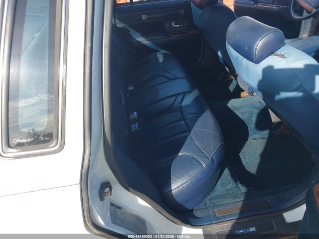 1993 LINCOLN TOWN CAR 1LNLM82W1PY716785 Photo 7